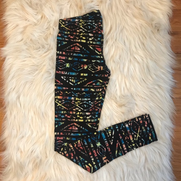 Forever 21 Aztec Rainbow Legging 👖 - Picture 1 of 5